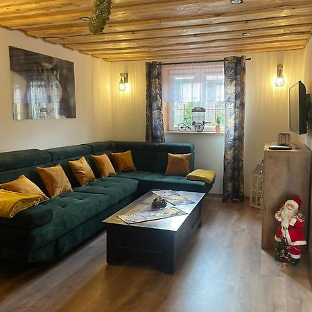 Jaskowa Chata Bieszczady Apartament Z Basenem Baligród Eksteriør billede