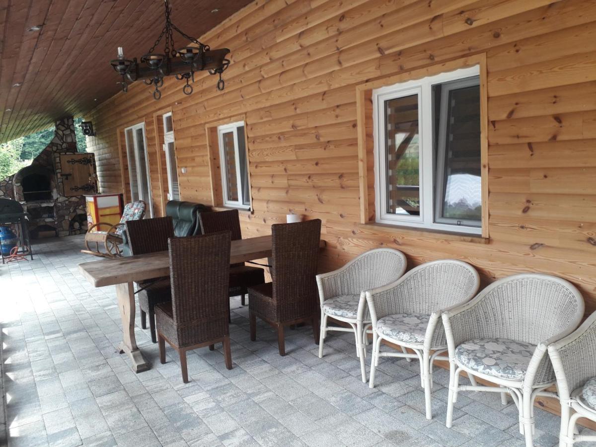 Jaskowa Chata Bieszczady Apartament Z Basenem Baligród Eksteriør billede