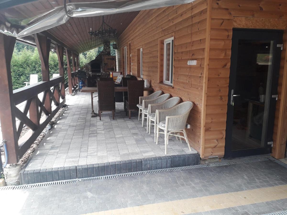Jaskowa Chata Bieszczady Apartament Z Basenem Baligród Eksteriør billede