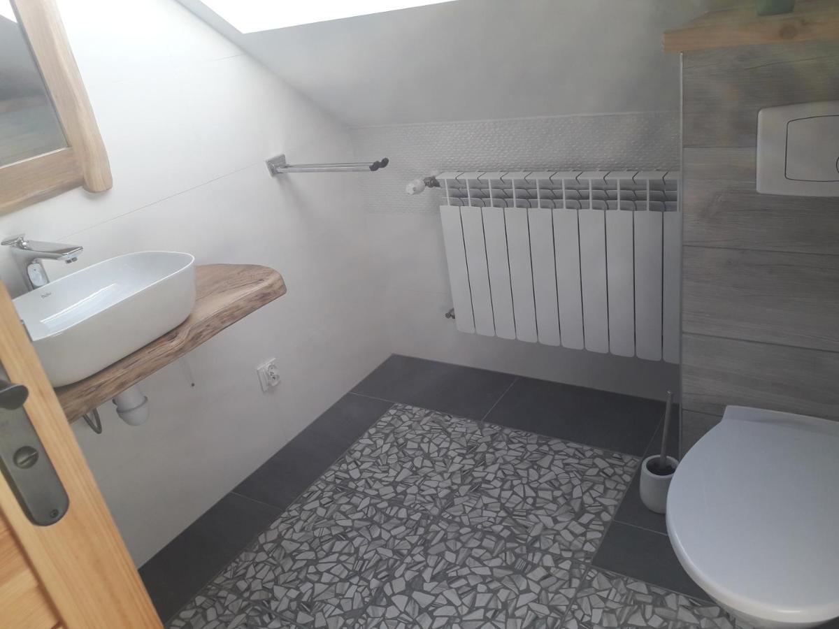 Jaskowa Chata Bieszczady Apartament Z Basenem Baligród Eksteriør billede