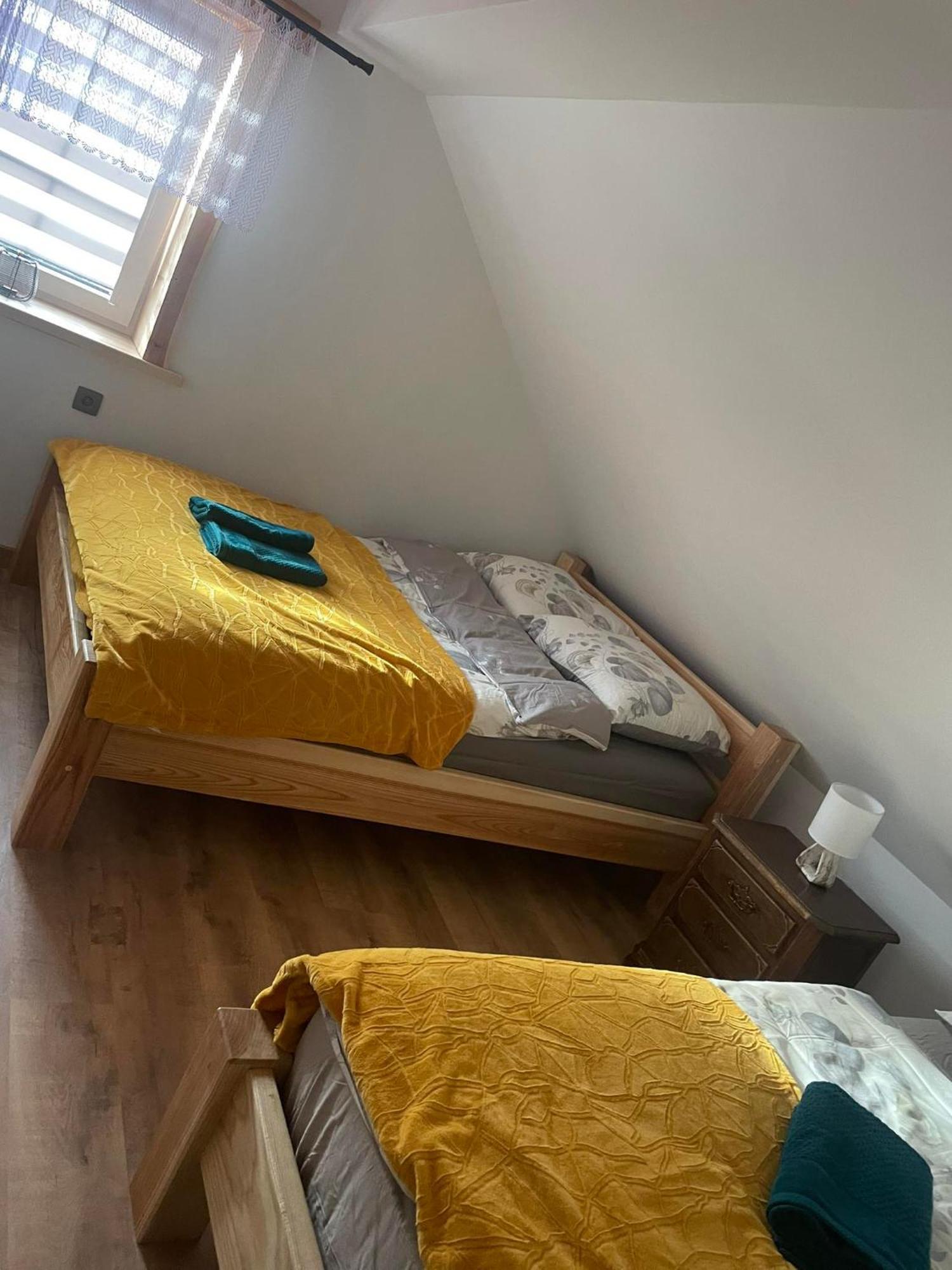 Jaskowa Chata Bieszczady Apartament Z Basenem Baligród Eksteriør billede