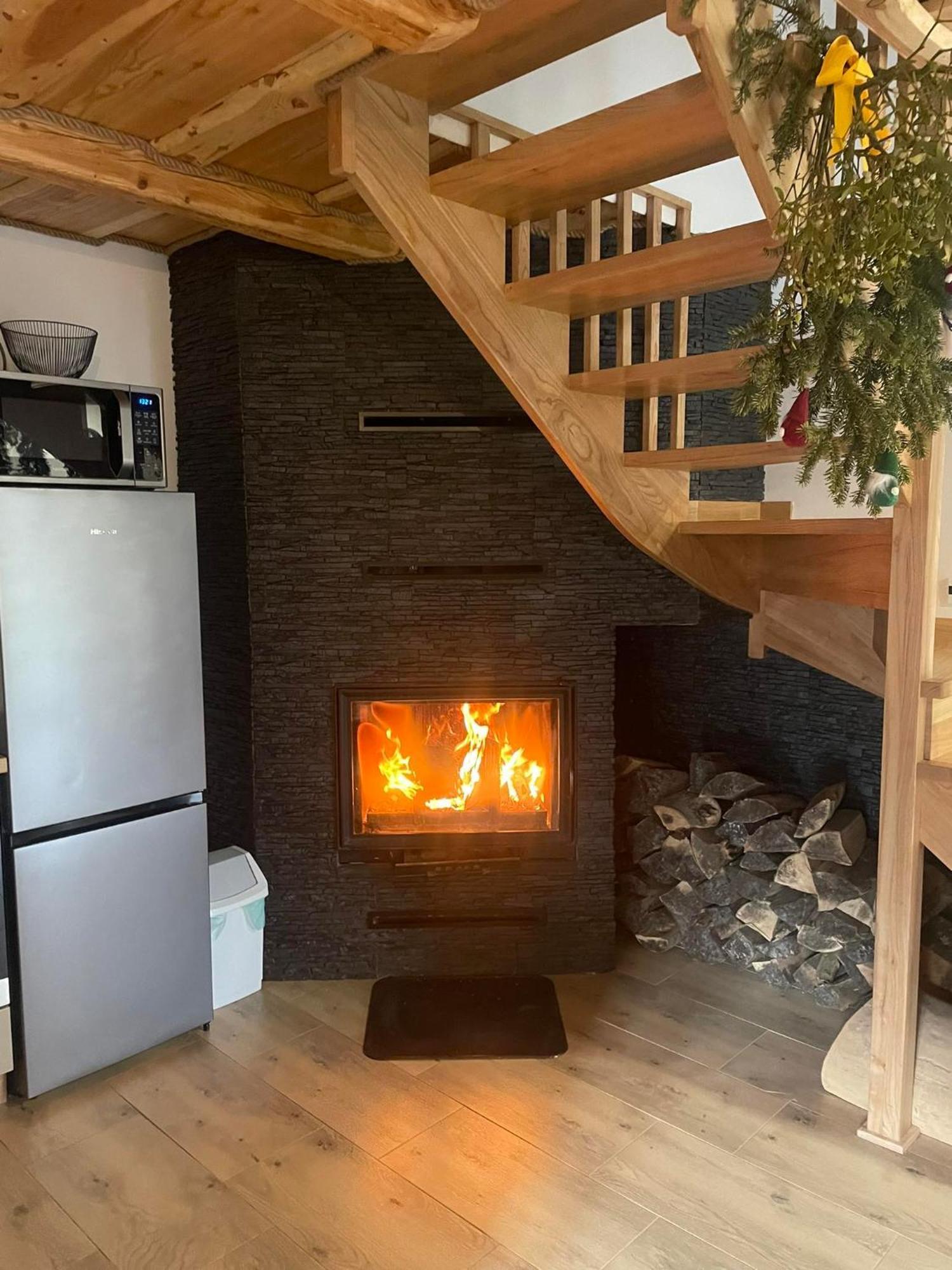 Jaskowa Chata Bieszczady Apartament Z Basenem Baligród Eksteriør billede