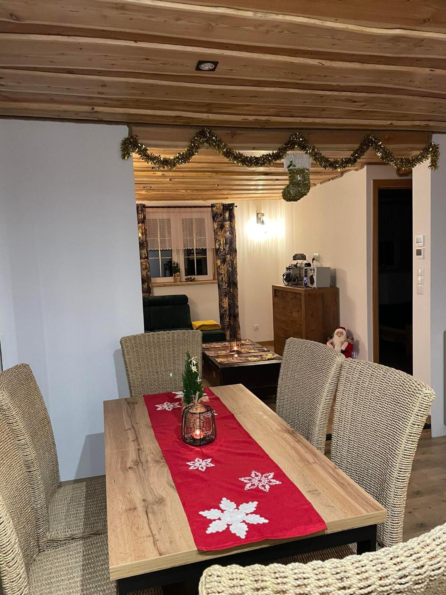 Jaskowa Chata Bieszczady Apartament Z Basenem Baligród Eksteriør billede